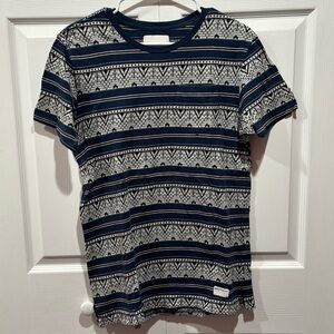 MODERN AMUSEMENT Men's Striped Short Sleeve Shirt w/ Pocket - blue&white, size S